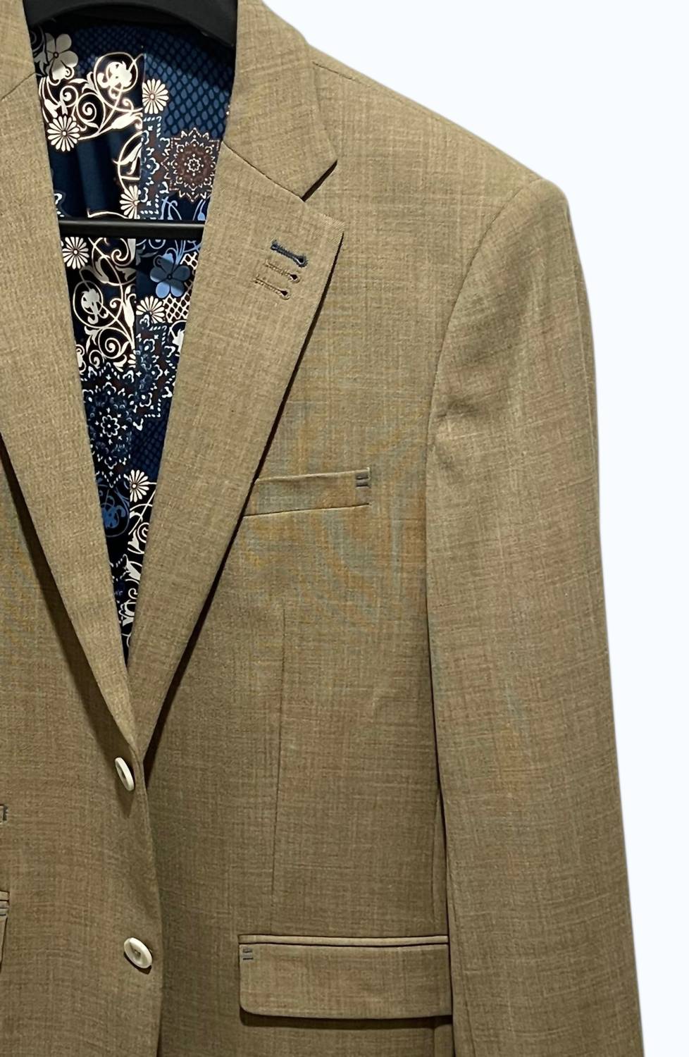 Men’s Blazer - 40r / Tan - Men > Suits & Blazers > Tuxedos