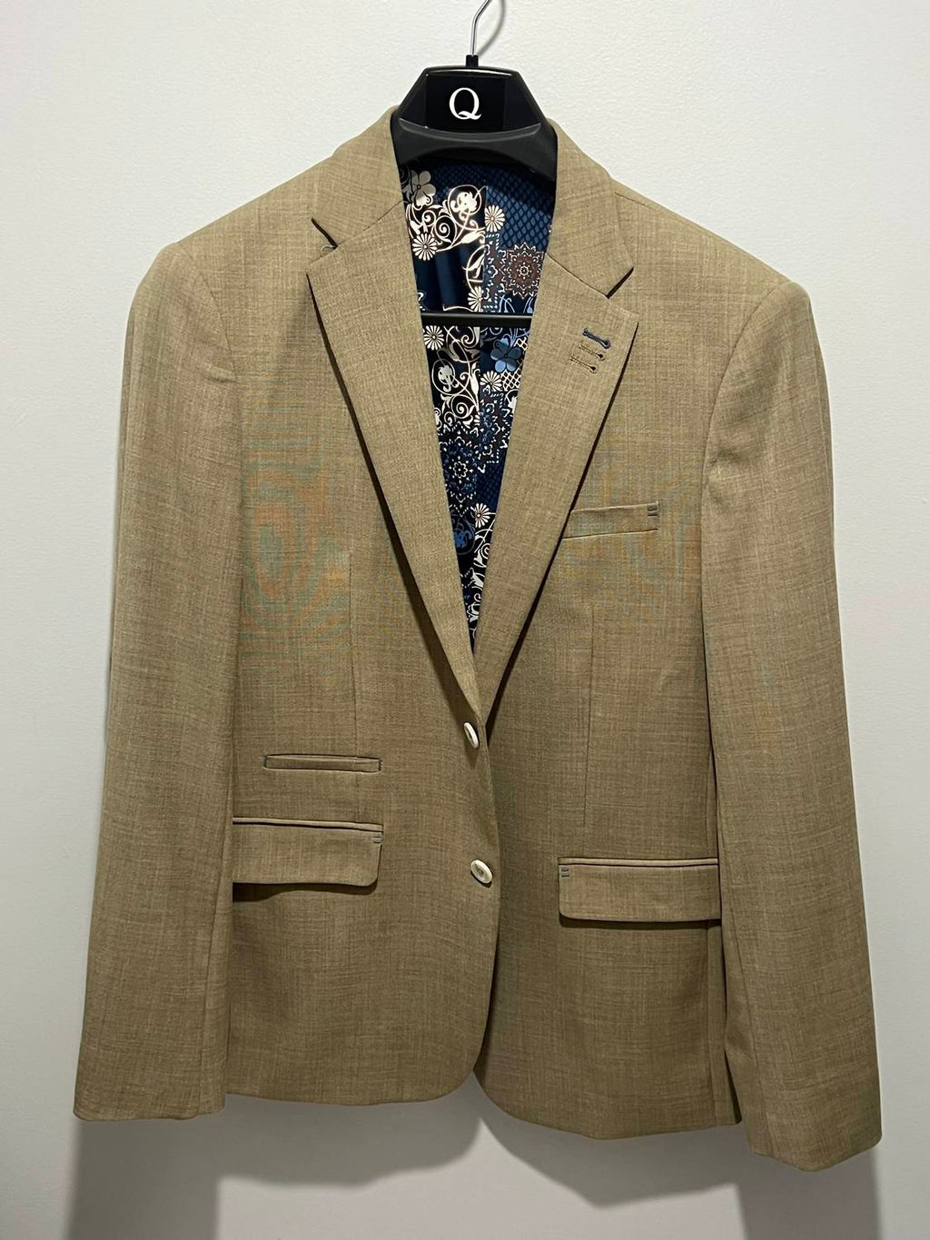 Men’s Blazer - 40r / Tan - Men > Suits & Blazers > Tuxedos